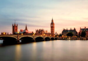Photo-of-Big-Ben-and-the-Houses-of-Parliament-to-represent-the-Governmentjpg